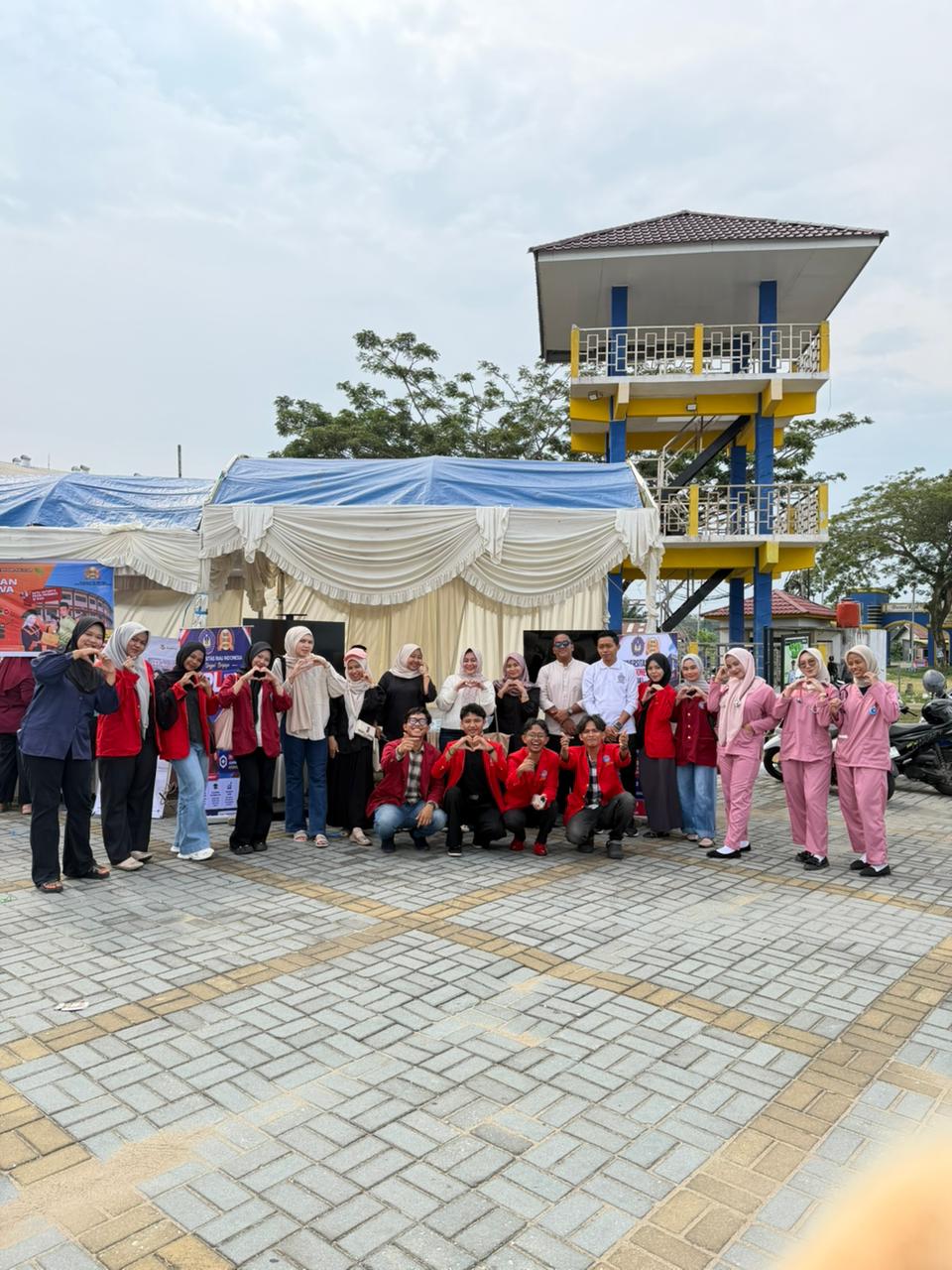 UNRIDA Ikut Serta Mensukseskan Festival Pacu Sampan Mini Inhu 2026, Hadirkan Layanan Cek Kesehatan Gratis dan Promosikan Kampus